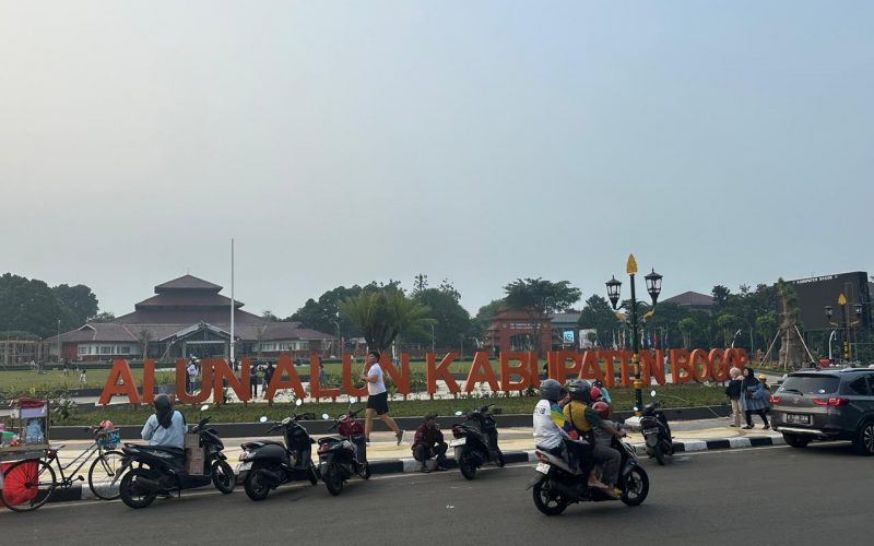Animo Warga Tinggi, Pemkab Bogor Tambah Fasilitas dan Ruang UMKM di Alun-Alun