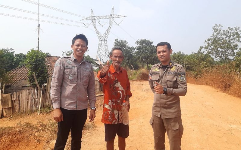 Pembenahan Jalan Desa di Gorowong Parungpanjang Disambut Antusias Warga