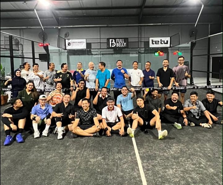 Padel Battle Blackcats vs KNPI Kota Bogor Pererat Silaturahmi Tokoh Lintas Organisasi Lewat Olahraga