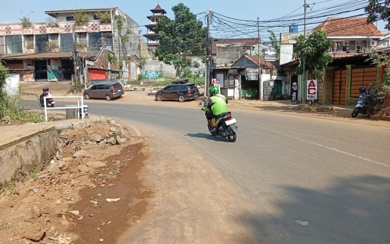 Proyek Trase Batutulis Disorot, Klaim Pembersihan Tak Sejalan Dengan Kondisi Jalan, Dedie Rachim : Saya Akan Tegur!