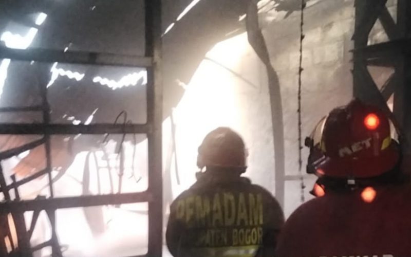 Gudang Sparepart Body Motor di Tajurhalang Ludes Terbakar, Kerugian Ditaksir Rp500 Juta