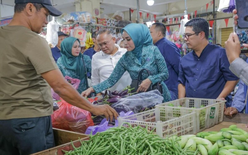 Yantie Rachim Ajak Warga Bogor Serbu Pasar Jambu Dua, Belanja Murah Sekaligus Wisata Kuliner