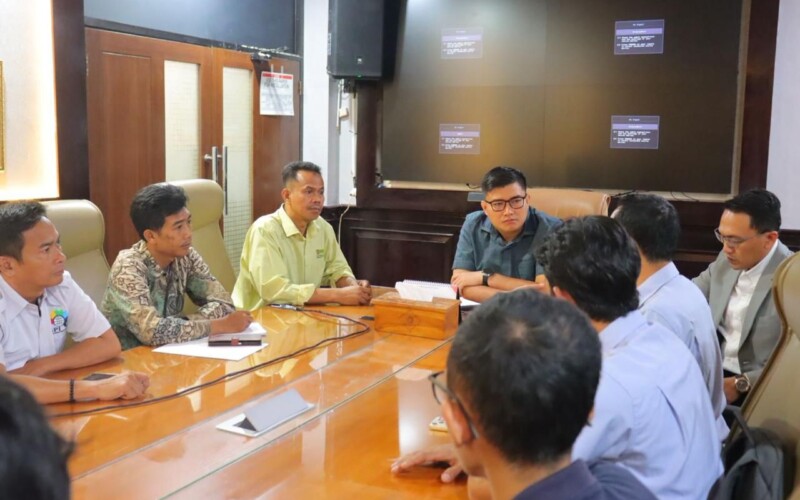 Sekwan DPRD Kabupaten Bogor Tegaskan Ruang Rapat Pimpinan Bukan Tempat Karaoke